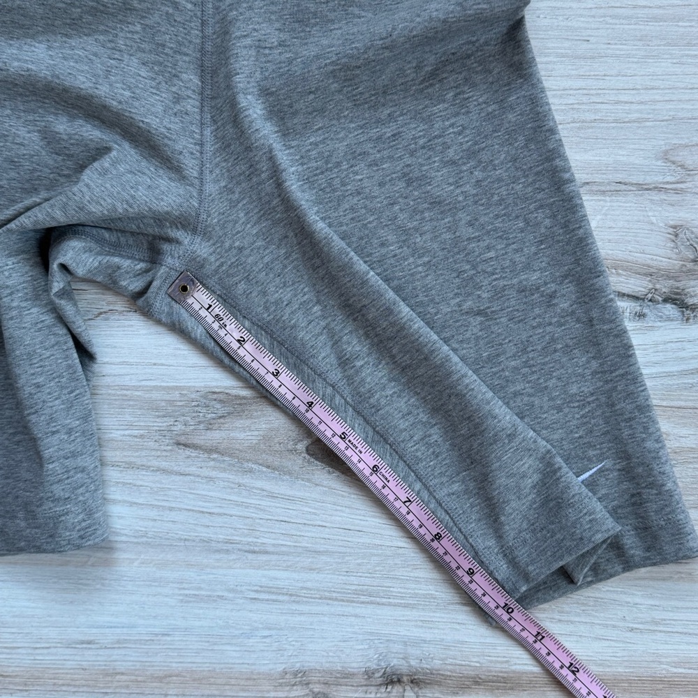 NWT Nike Sportswear Classic High-Waisted Biker Shorts Women's Size Small - Picture 7 of 11